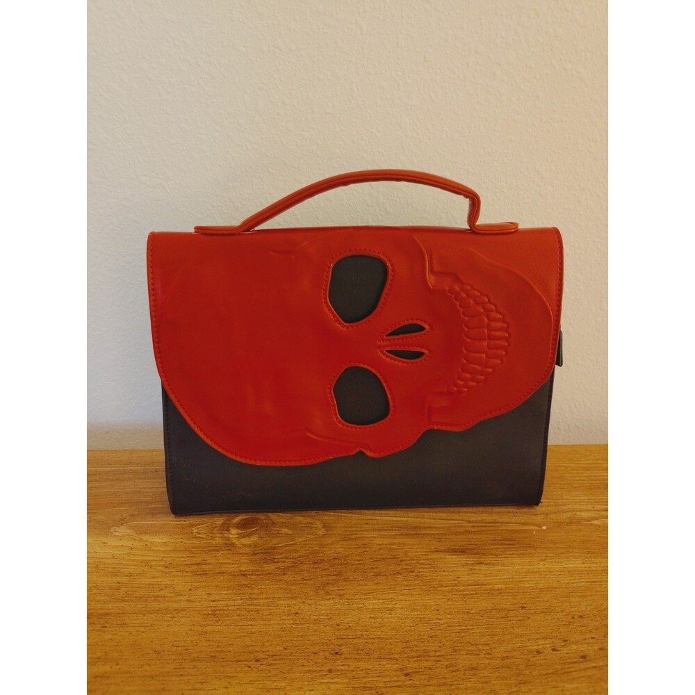 BANNED Apparel Red Gothic Punk Emo Skull Flap Tenebris Bag Purse Handbag